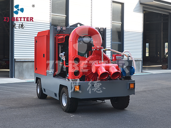 柴油機(jī)移動(dòng)排水泵車